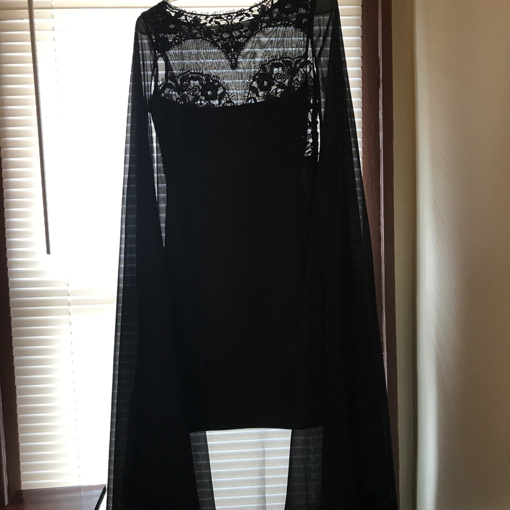 Dress - Picture 2 of 2